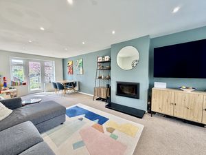 Photo 13- click for photo gallery